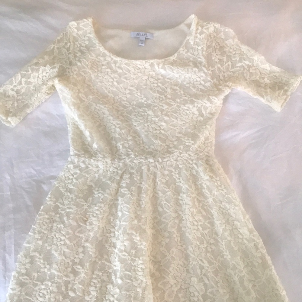 White lace dress